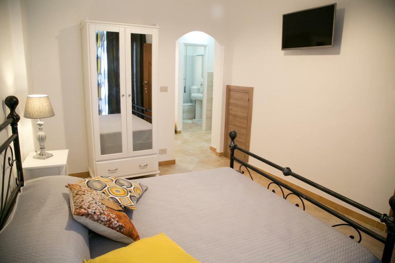 Lolita Holidays Giardini Naxos Εξωτερικό φωτογραφία