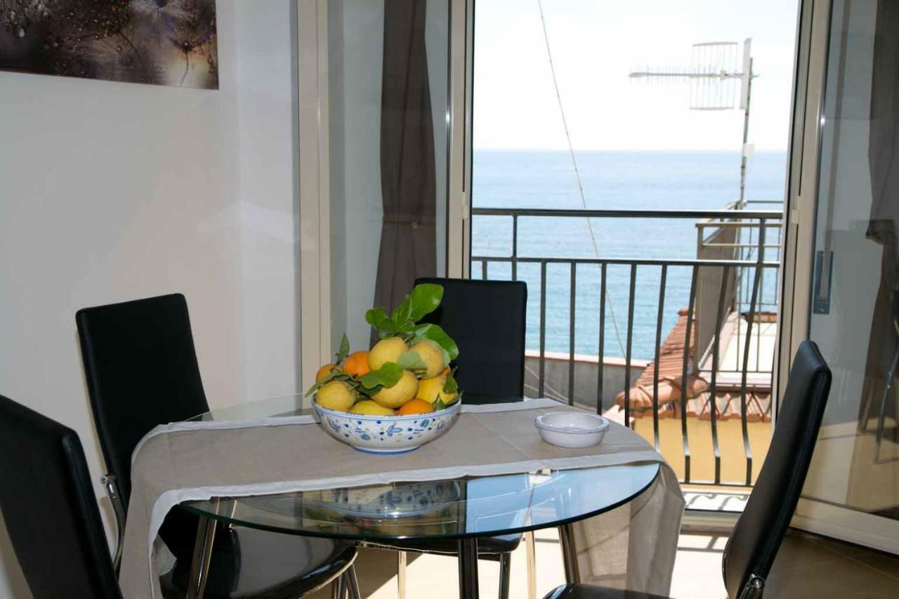 Lolita Holidays Giardini Naxos Εξωτερικό φωτογραφία